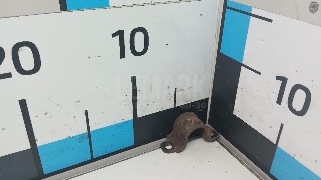 Кронштейн крепления заднего стабилизатора