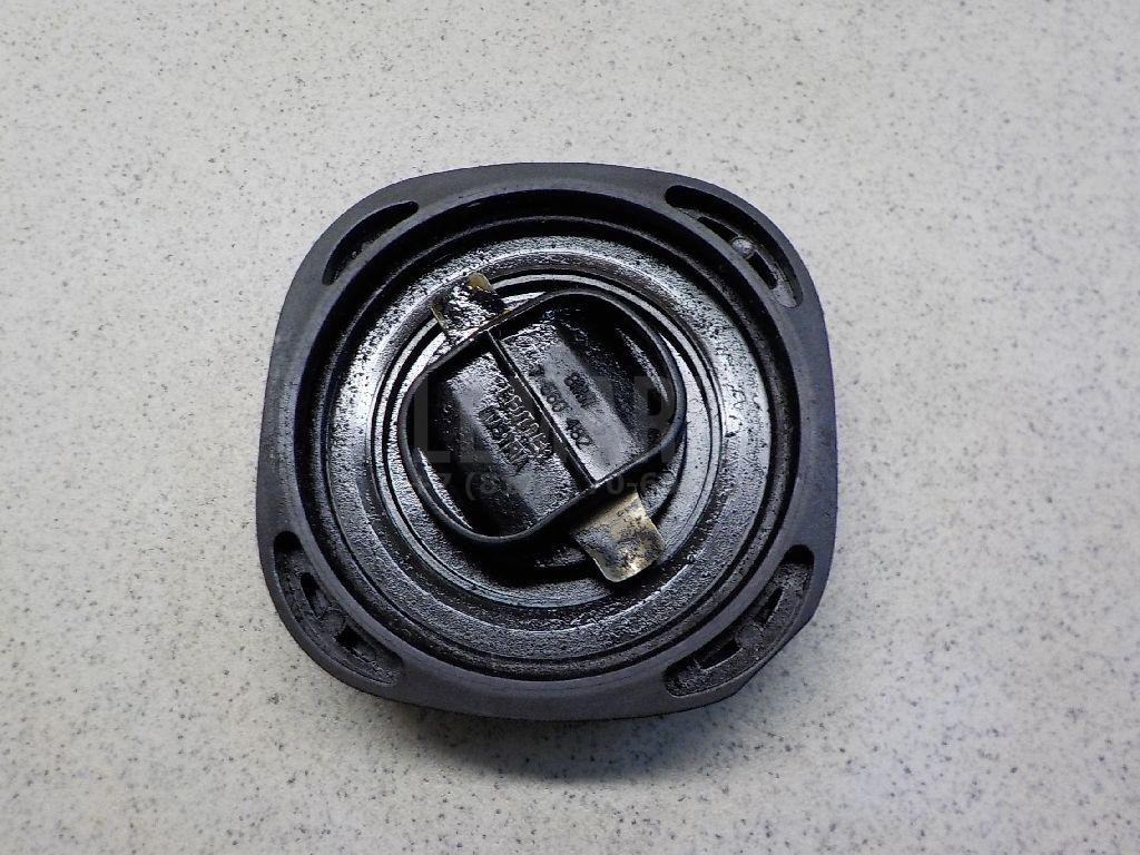 Крышка маслозаливной горловины