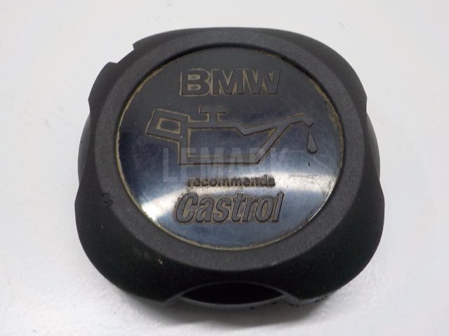 Крышка маслозаливной горловины