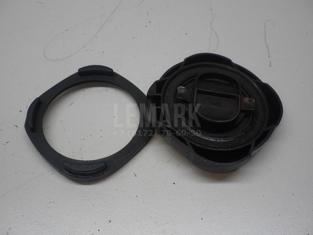 Крышка маслозаливной горловины