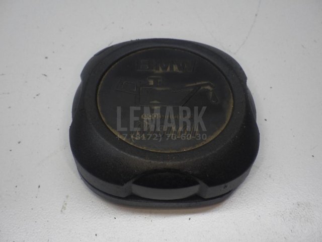 Крышка маслозаливной горловины