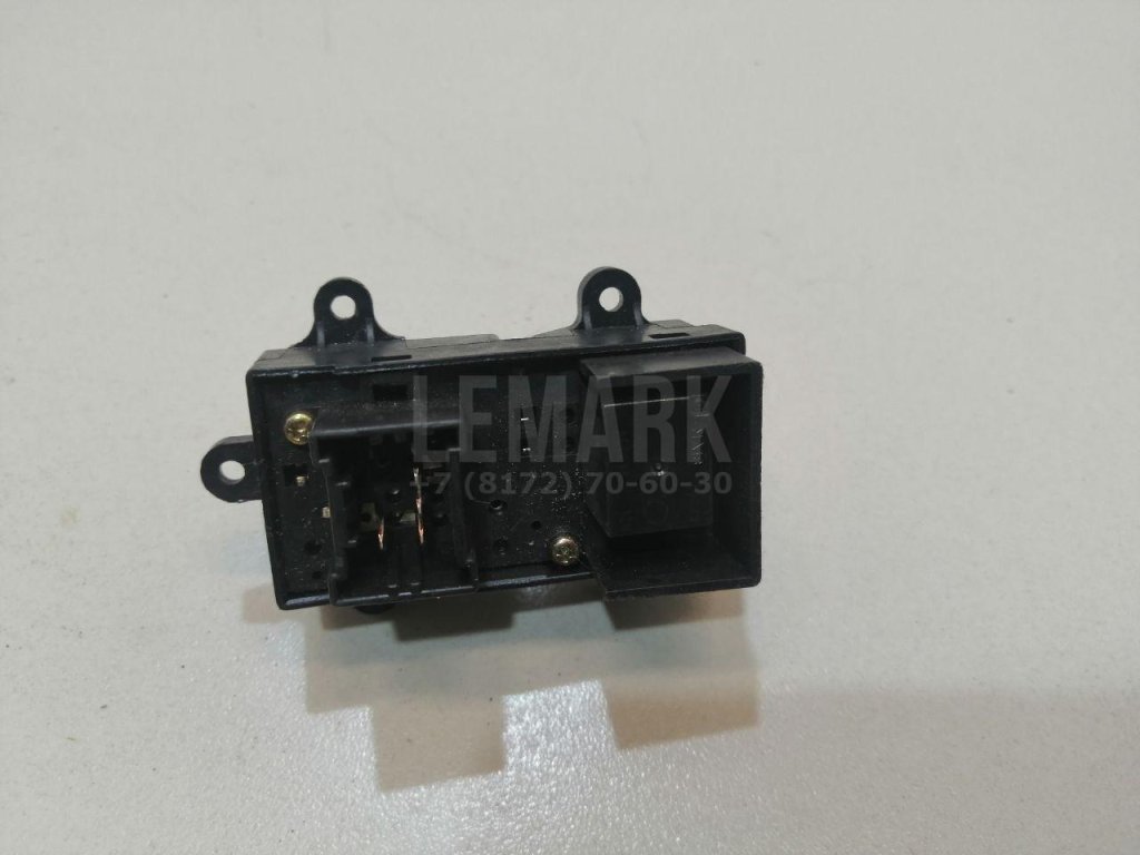 Кнопка стеклоподъемника