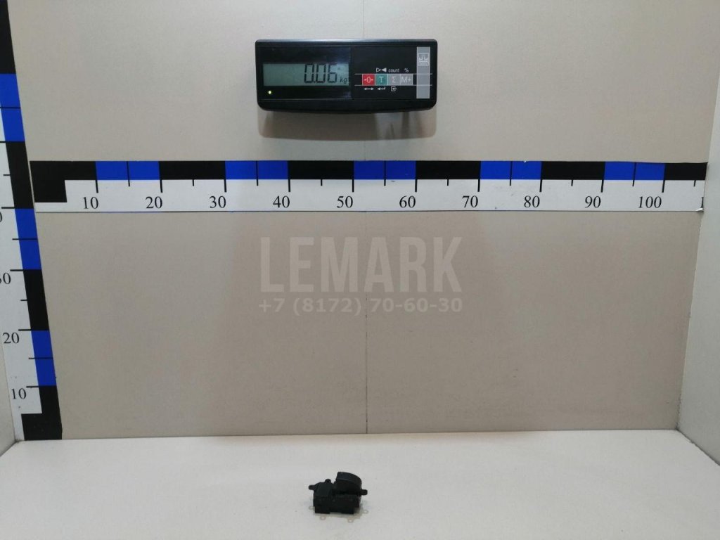 Кнопка стеклоподъемника