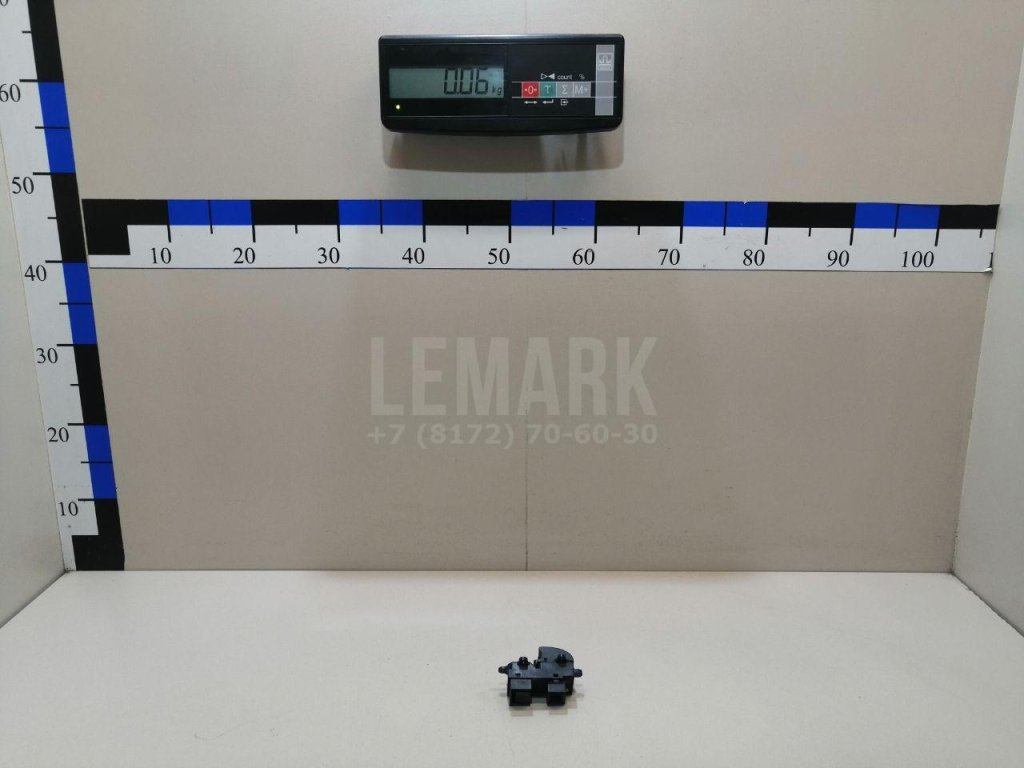 Кнопка стеклоподъемника для  Alfa Romeo 156 1997-2005