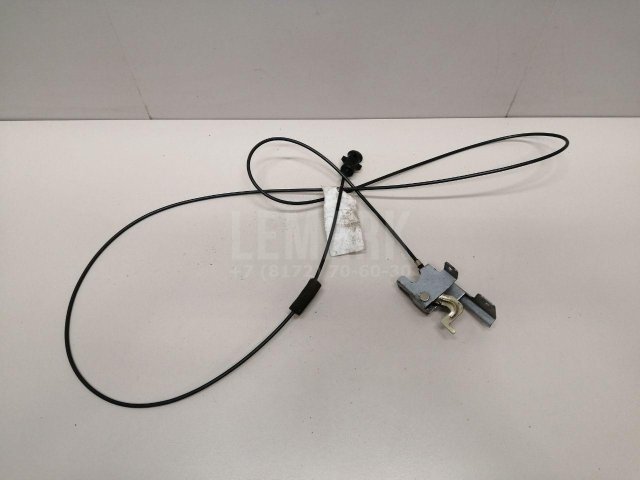 Трос лючка бензобака