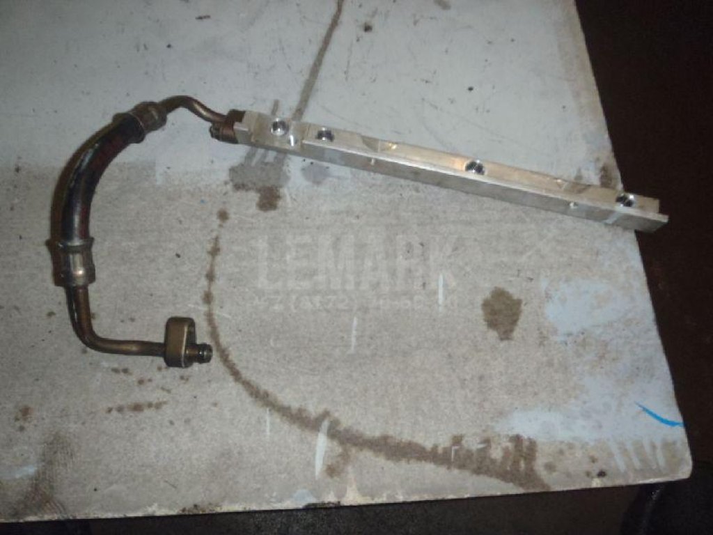 Рейка топливная (рампа)