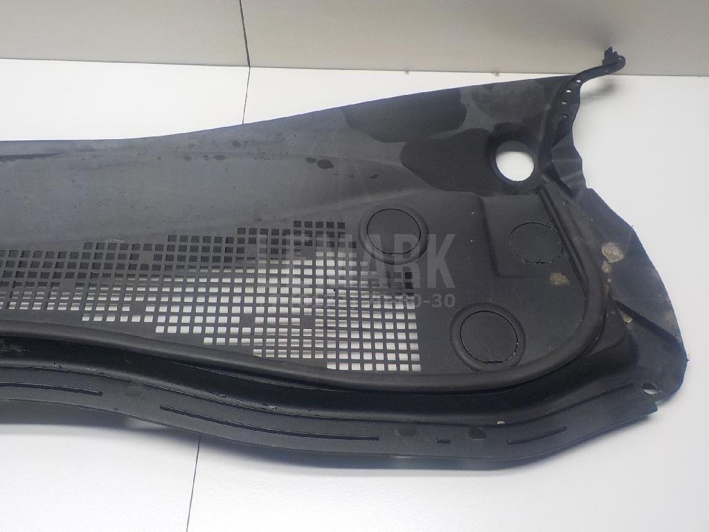 Решетка стеклооч. (планка под лобовое стекло)