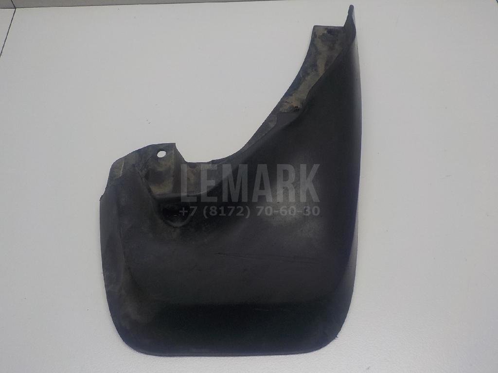 Брызговик передний правый