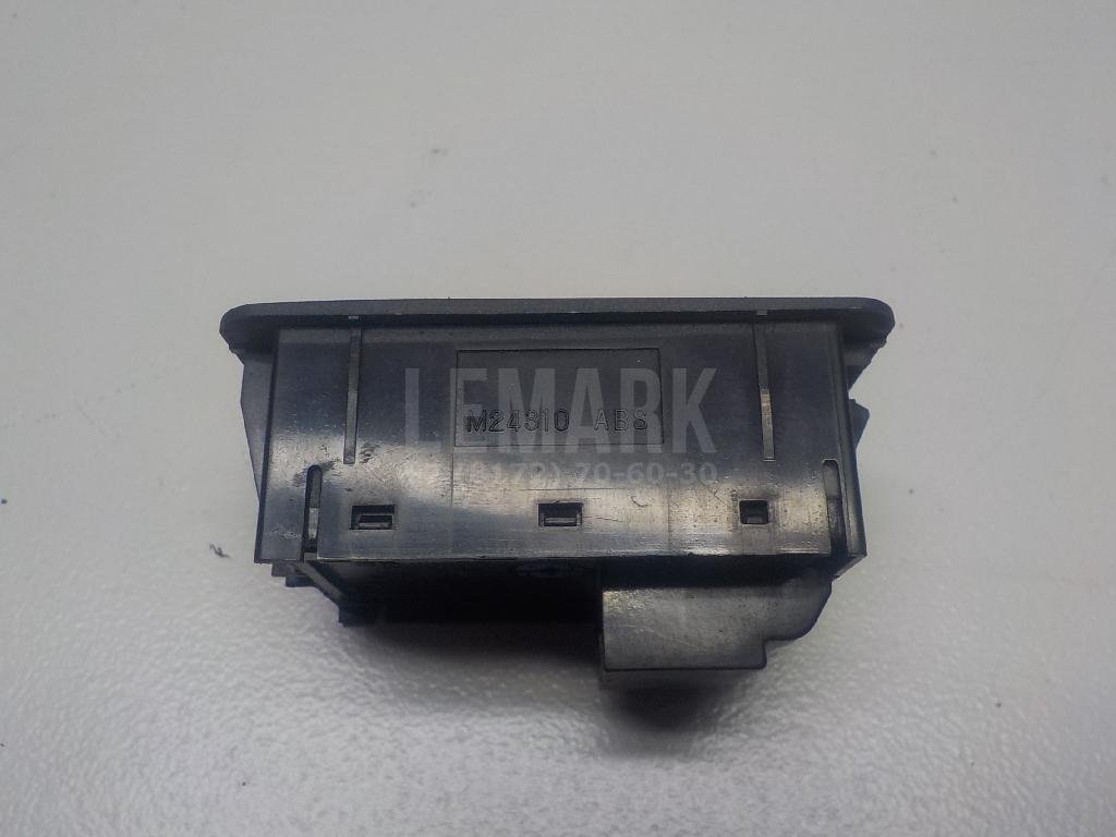 Кнопка люка