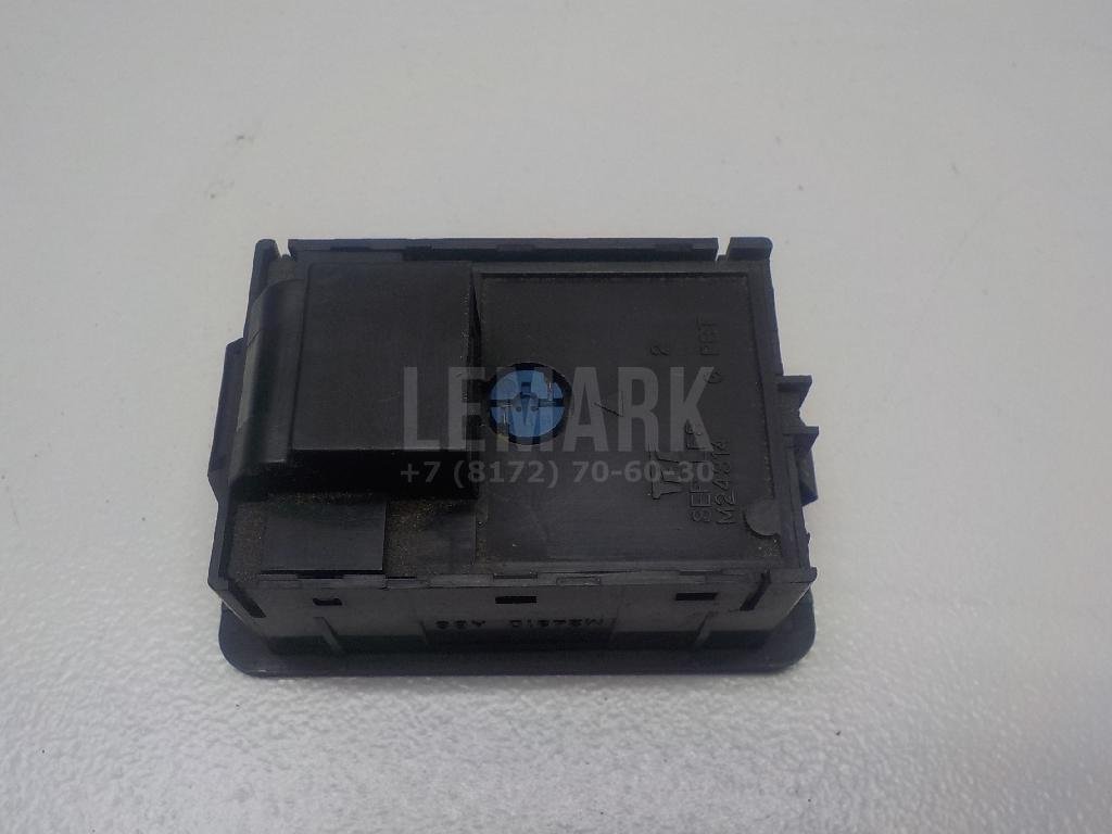 Кнопка люка