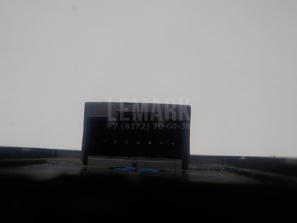 Кнопка люка