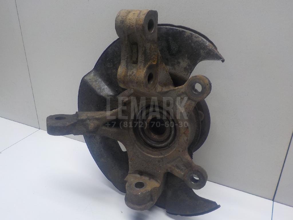 Кулак поворотный передний левый