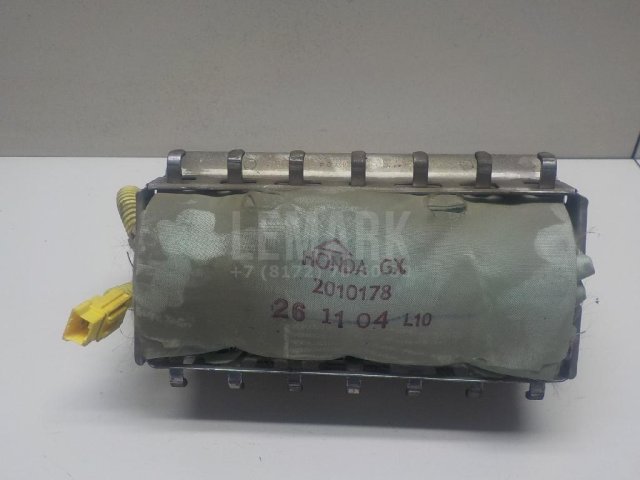 Подушка безопасности пассажирская (в торпедо)