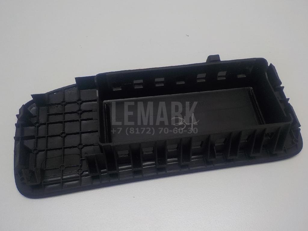 Крышка подушки безопасности (в торпедо)