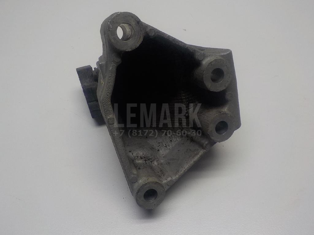 Кронштейн опоры двигателя для  Audi A4 [B8] 2007-2015