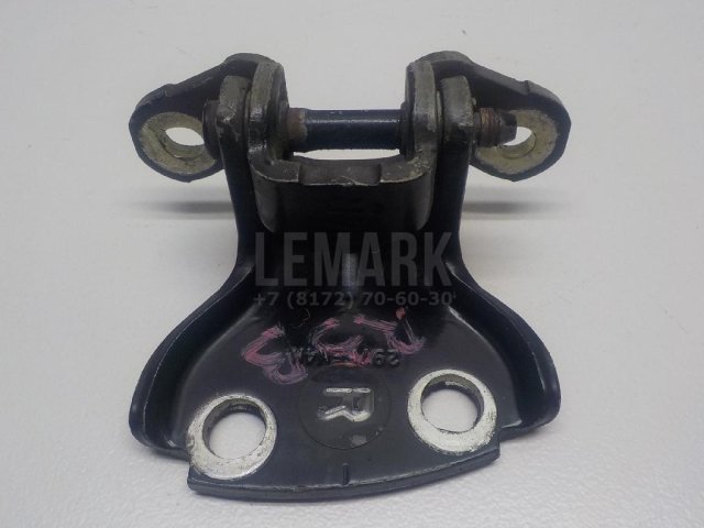 Петля двери задней правой верхняя