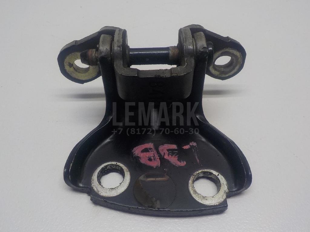 Петля двери задней левой верхняя