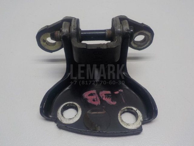 Петля двери задней левой верхняя