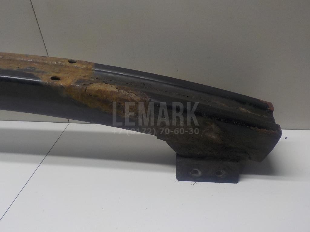 Усилитель переднего бампера