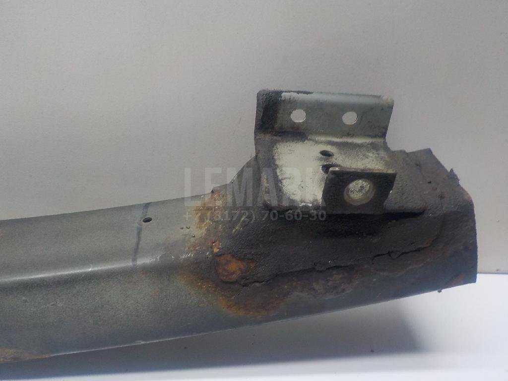 Усилитель переднего бампера