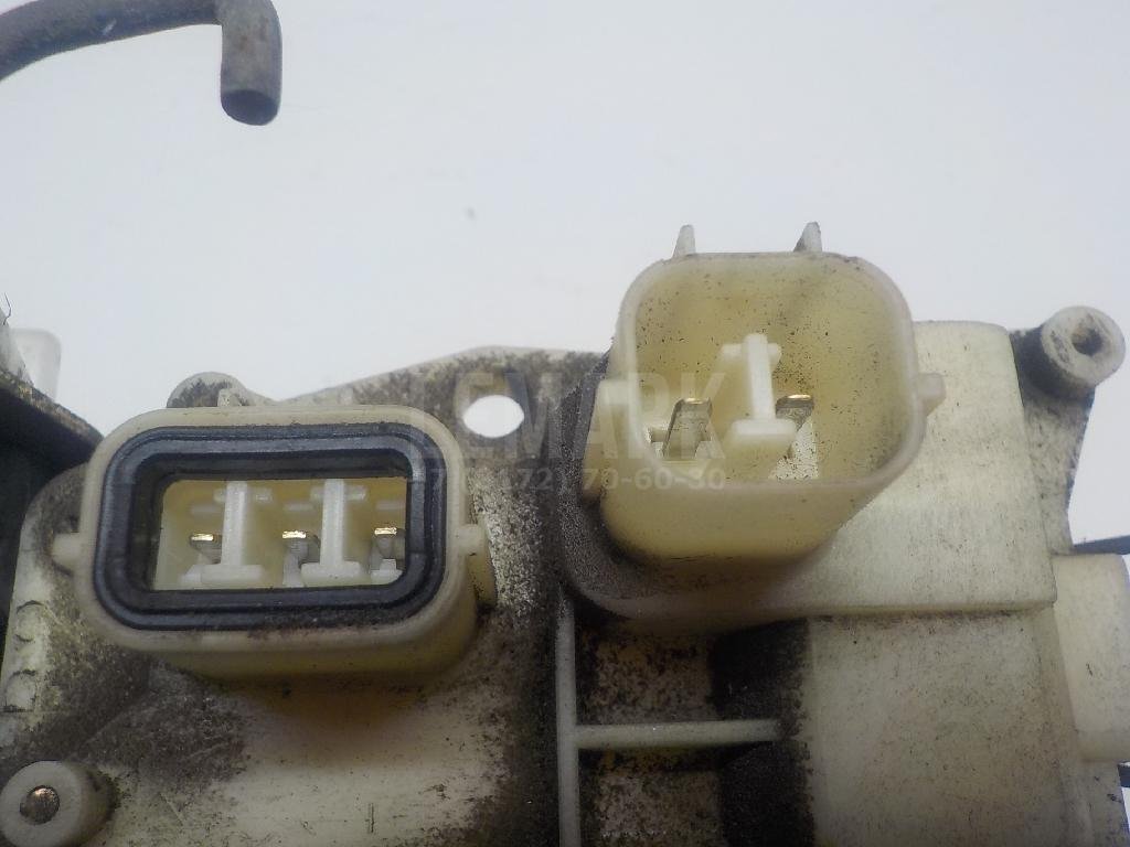 Замок двери задней правой