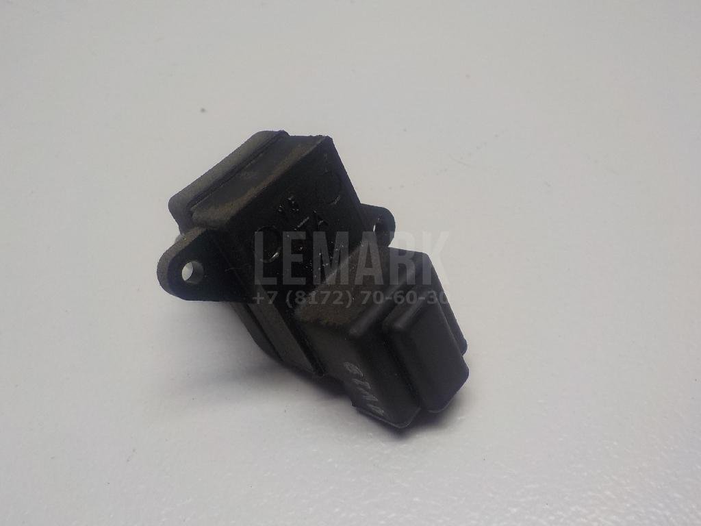 Кнопка центрального замка