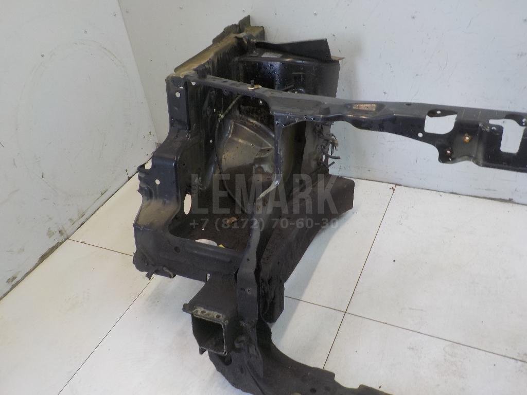 Панель передняя