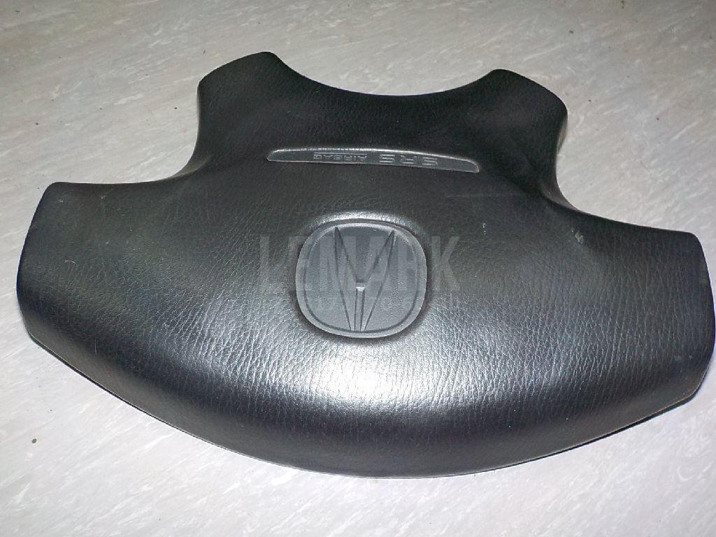 Крышка подушки безопасности (в рулевое колесо)