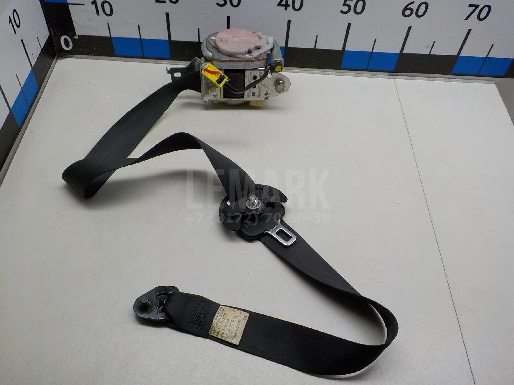 Ремень безопасности с пиропатроном