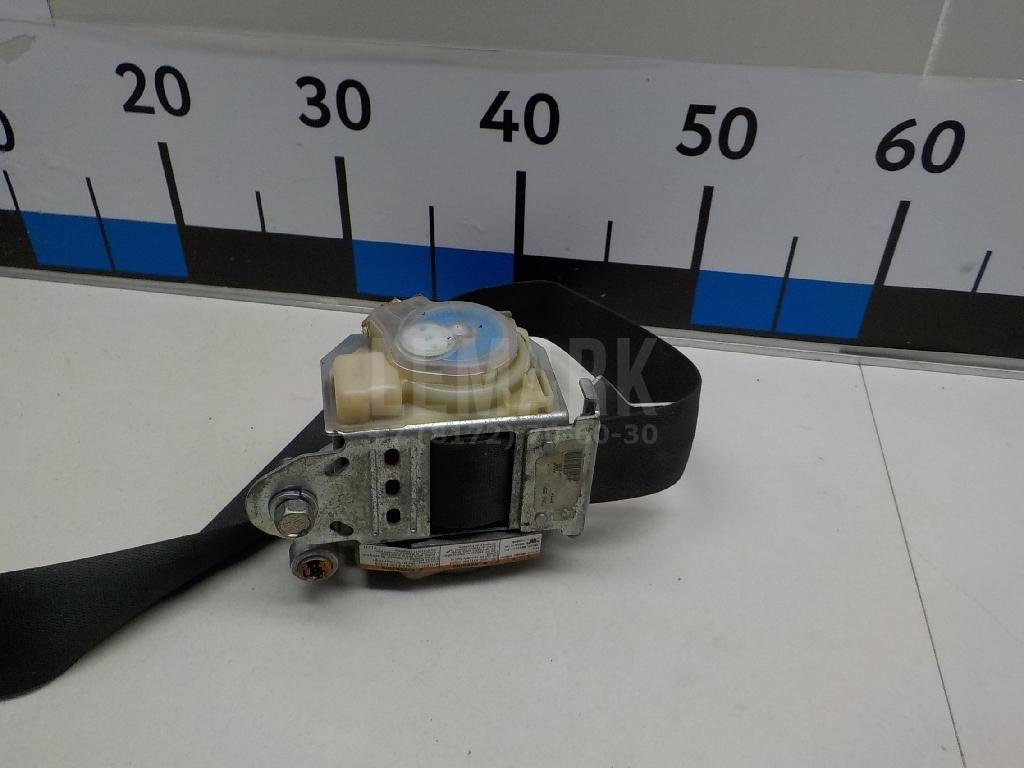 Ремень безопасности с пиропатроном