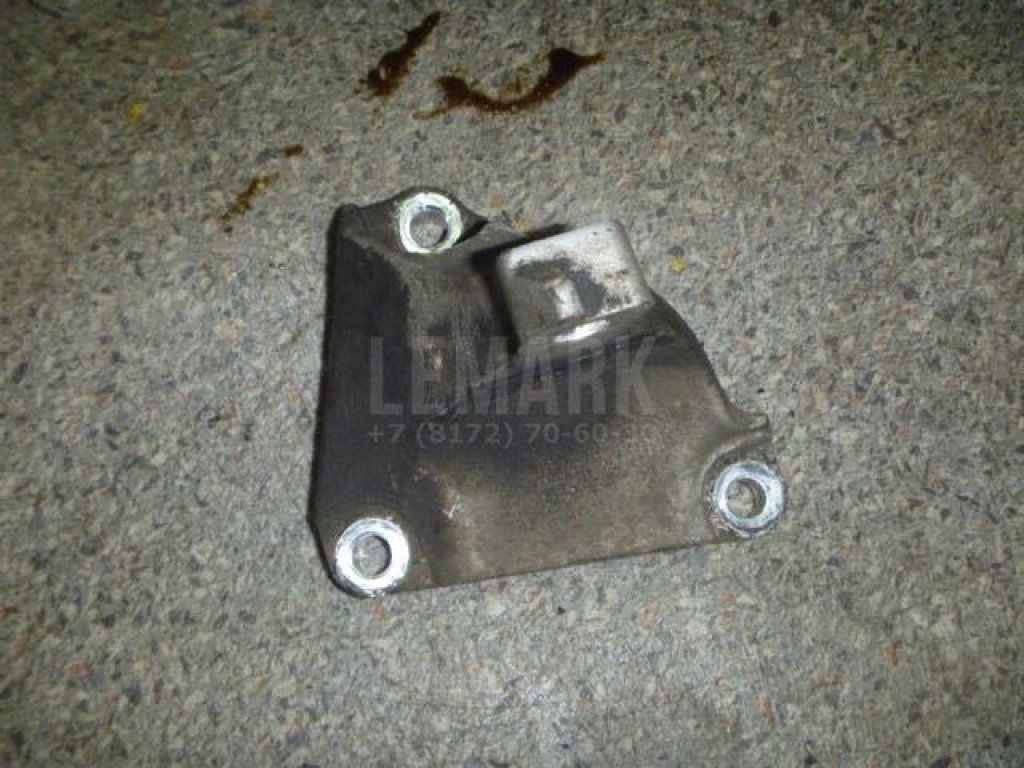 Кронштейн опоры двигателя для  Audi 100/200 [44] 1983-1991