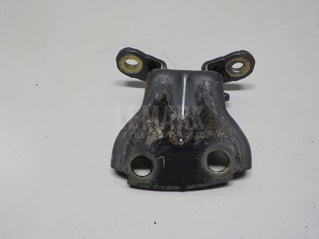 Петля двери задней левой верхняя