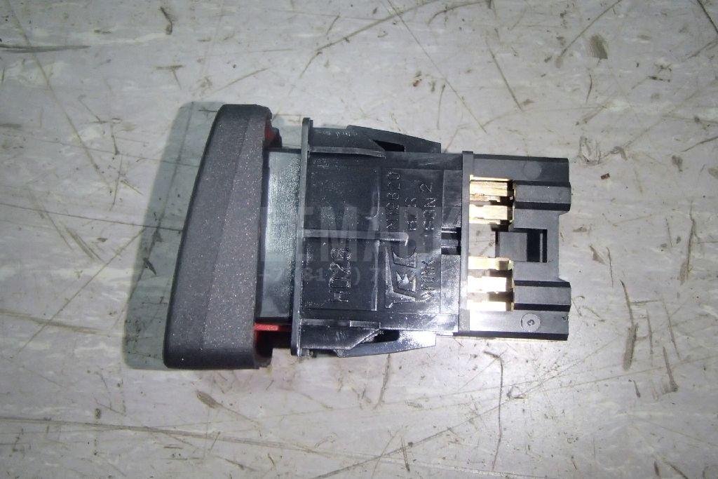 Кнопка аварийной сигнализации