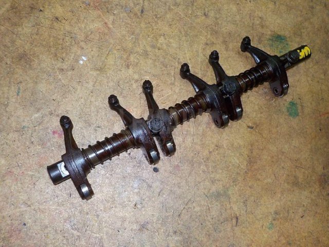 Ось коромысел выпуск.