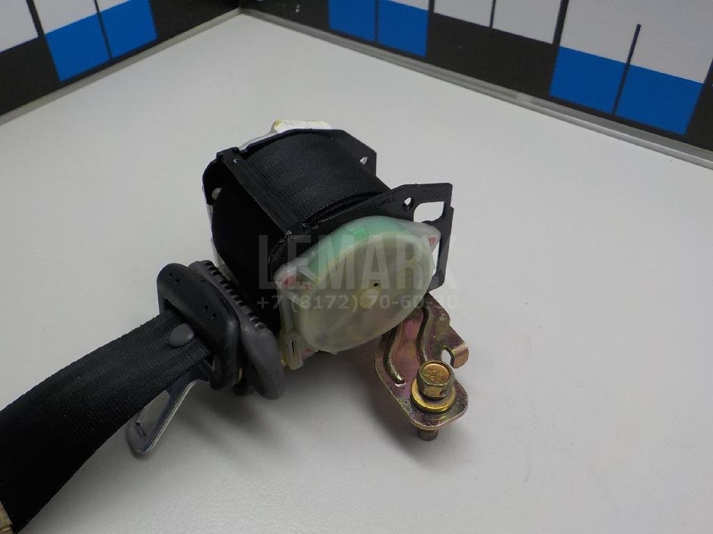 Ремень безопасности