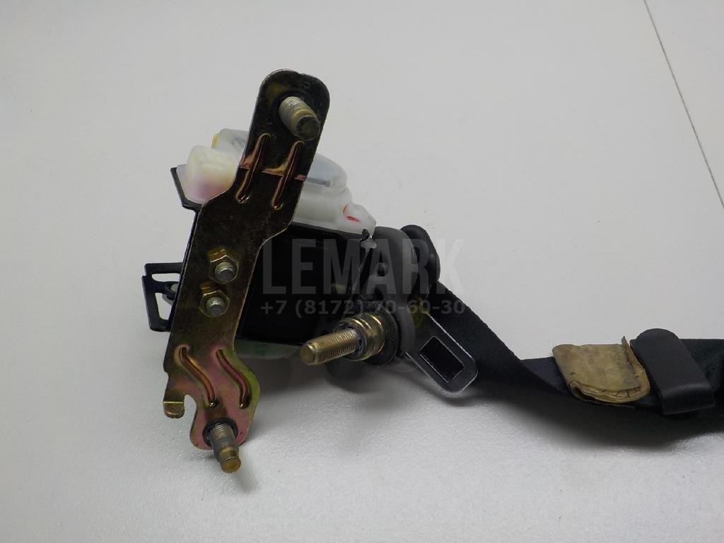 Ремень безопасности