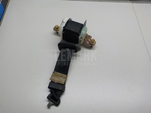 Ремень безопасности