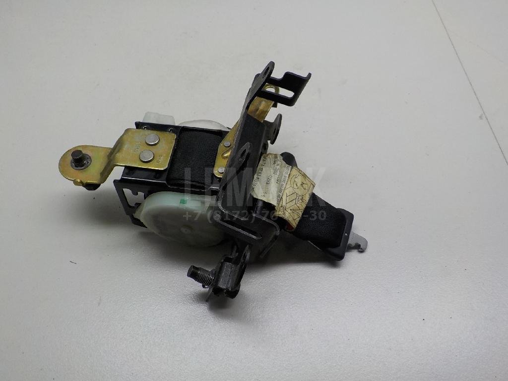 Ремень безопасности