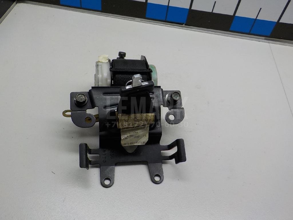 Ремень безопасности