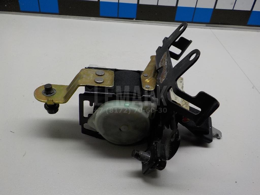 Ремень безопасности