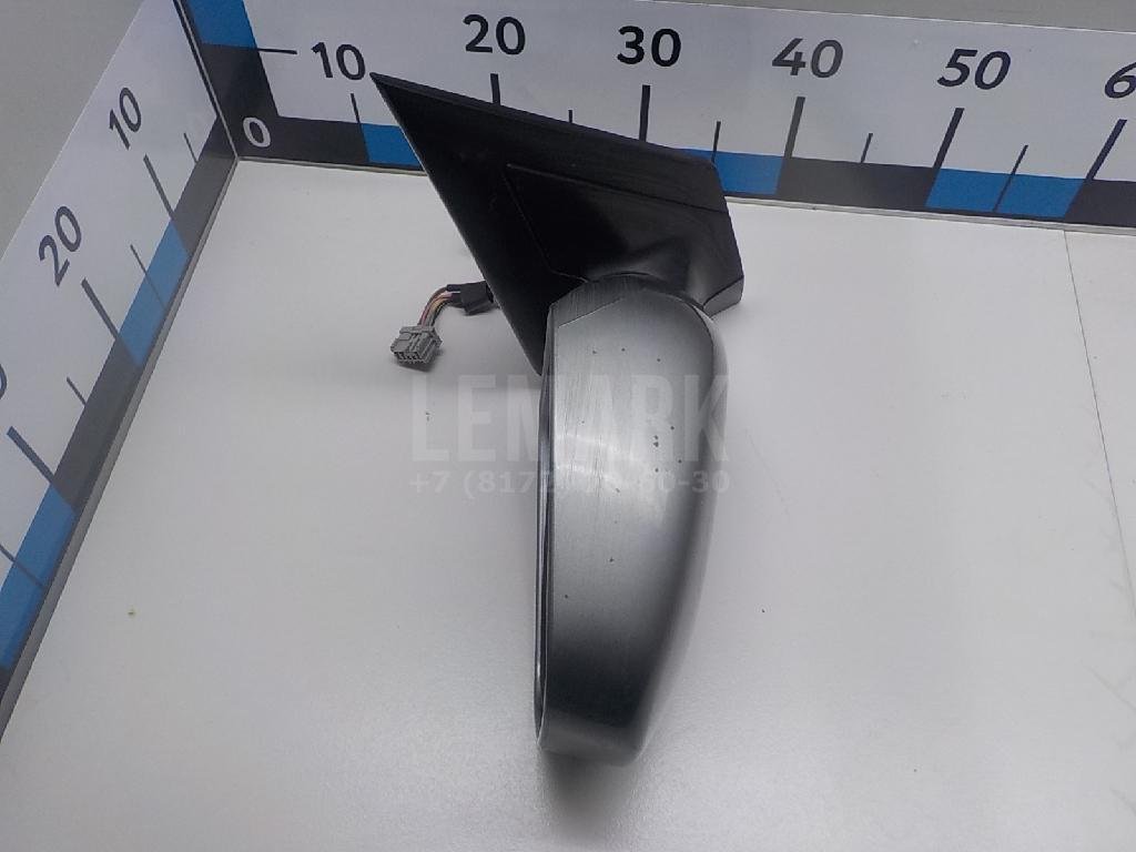 Зеркало правое электрическое