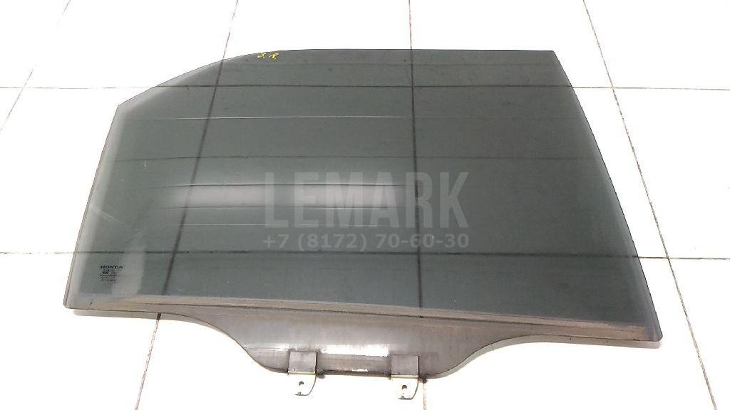 Стекло двери задней правой