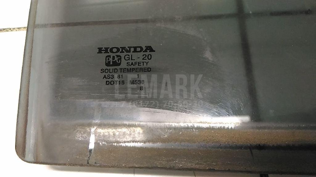 Стекло двери задней правой