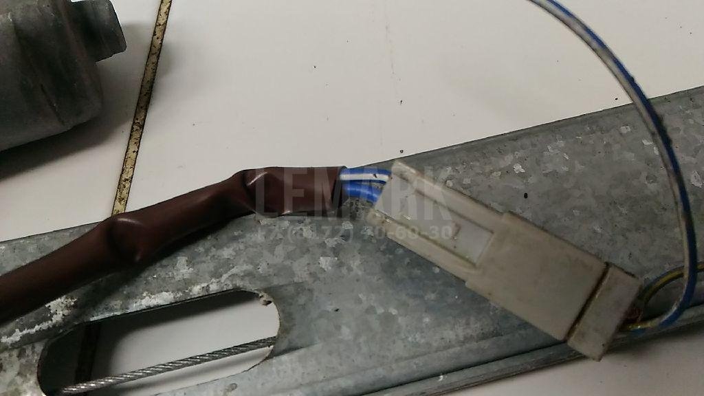 Стеклоподъемник электр. передний правый