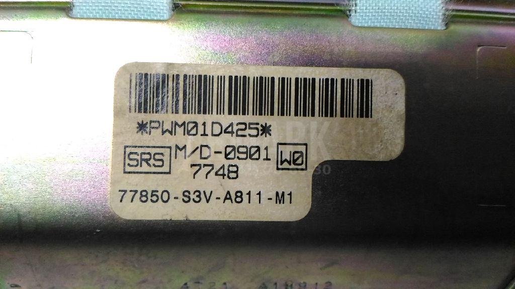 Подушка безопасности пассажирская (в торпедо)