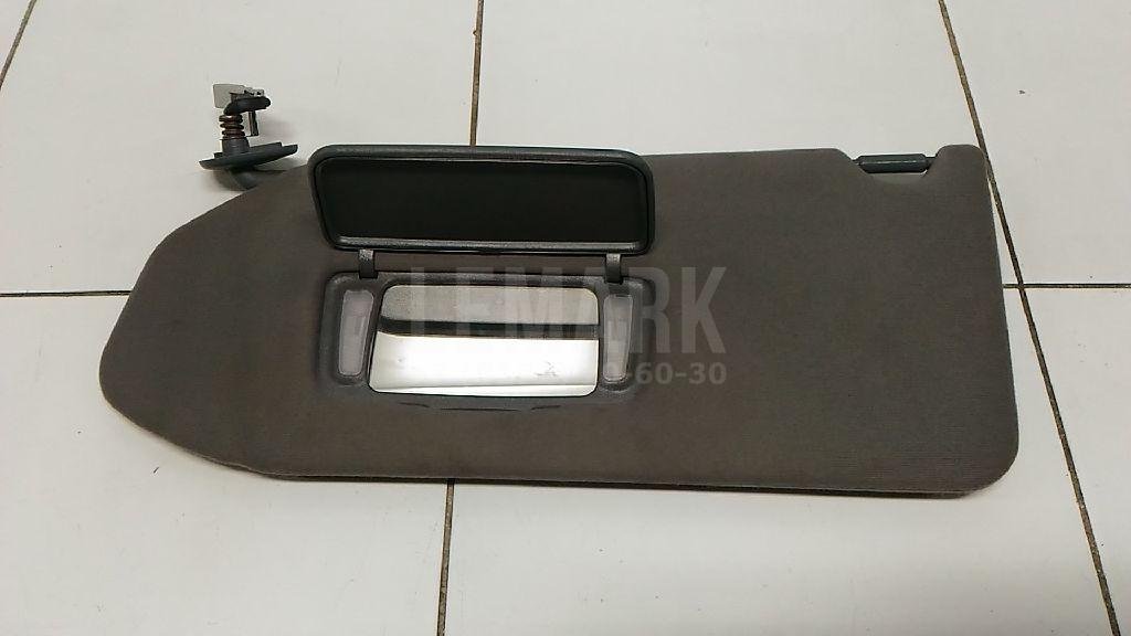 Козырек солнцезащитный (внутри)