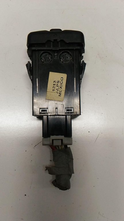 Кнопка люка