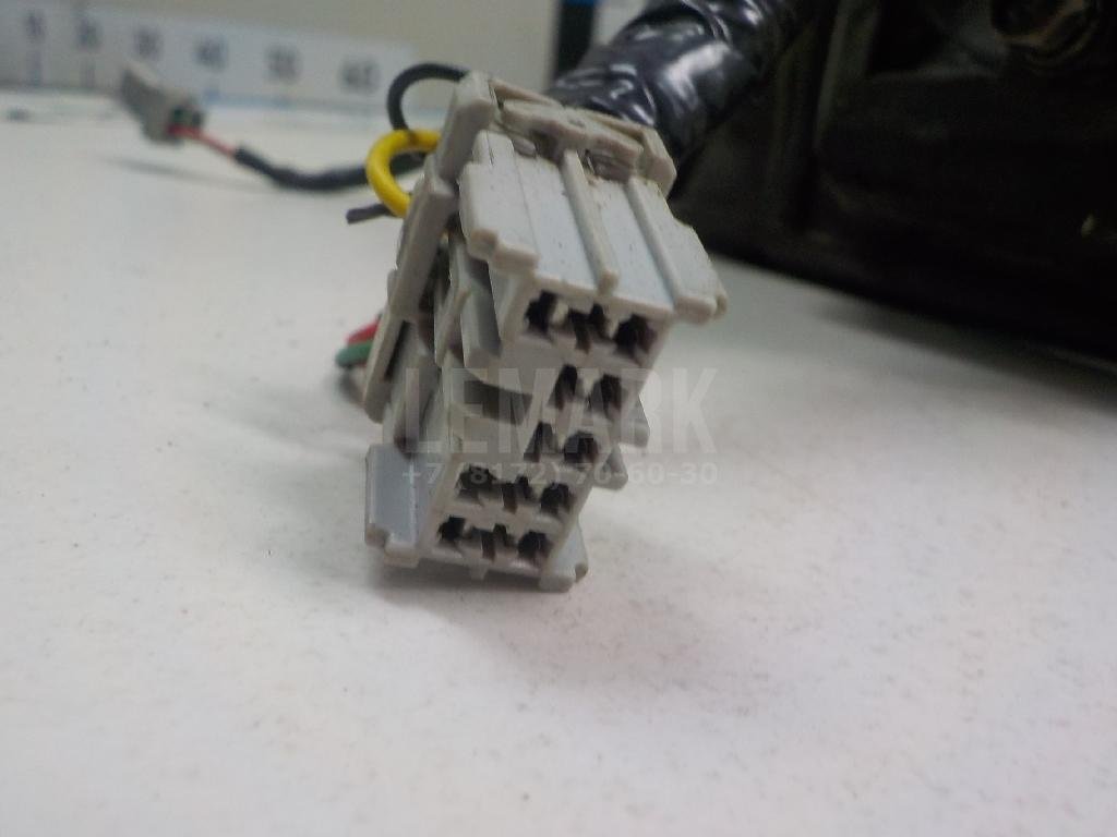 Зеркало правое электрическое