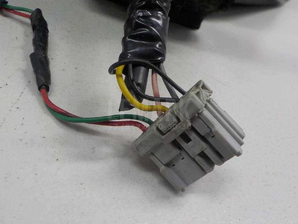 Зеркало правое электрическое