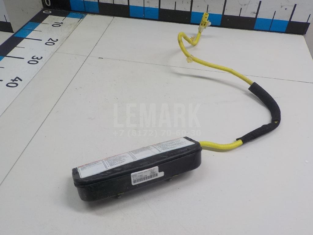 Подушка безопасности боковая (в сиденье)